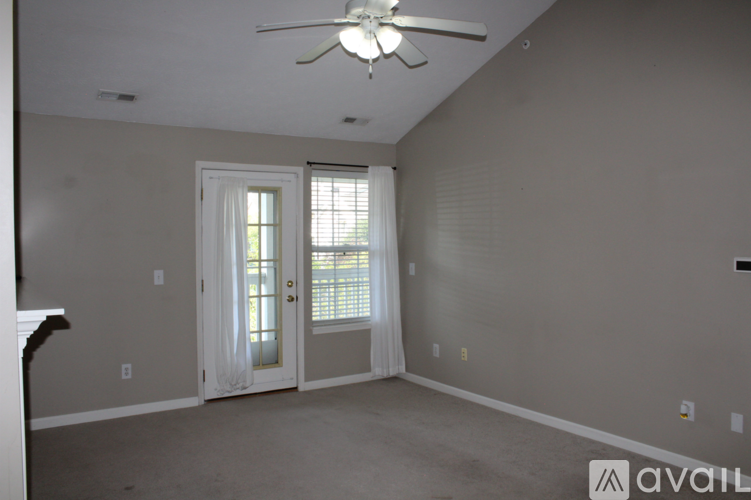 14943 Lenox Drive 2 Beds Condo for Rent - Photo gallery 4