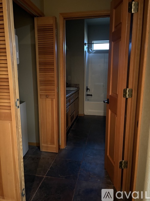 320 South Ella Avenue 2 Beds Apartment for Rent - Photo gallery 5
