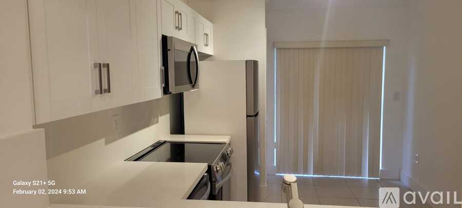 970 Northeast 34th Avenue # 103 2 Beds Single Family Home for Rent - Photo gallery 4