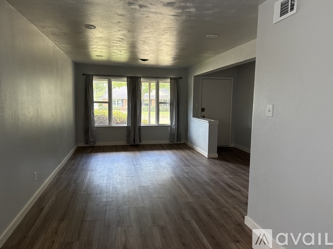 9655 Lanward Drive 3 Beds Single Family Home for Rent - Photo gallery 3