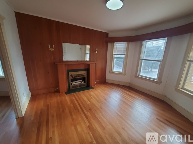 80 Upland Road 4 Beds Apartment for Rent - Photo gallery 3