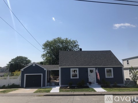 15 Doran Avenue 3 Beds Apartment for Rent