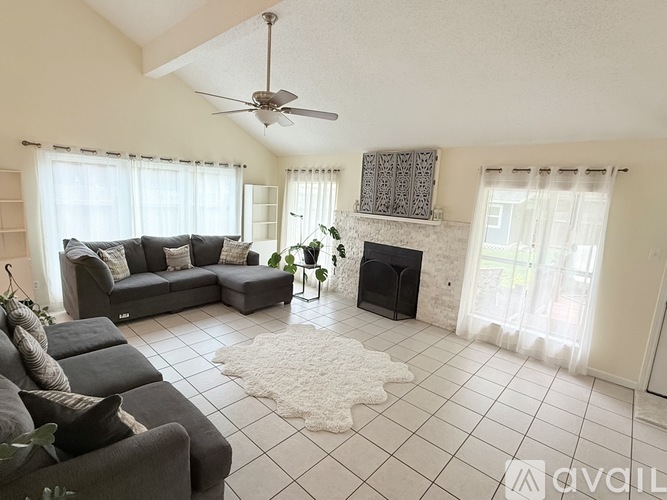 14206 Rosseau Street 3 Beds Single Family Home for Rent - Photo gallery 3
