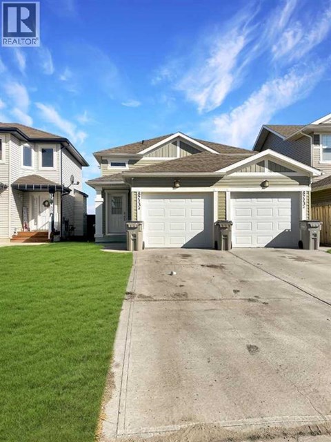 A, 8713 88 Street 2 Beds Apartment for Rent