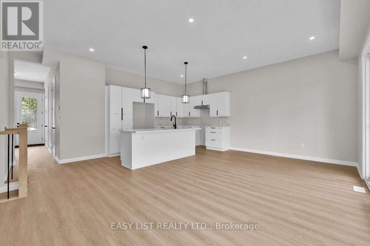 3 bedroom apartment - 115 IVY CRESCENT, Thorold (Confederation Heights) 4
