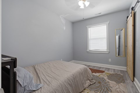 131 Eastmoreland Street 4 Beds Apartment for Rent