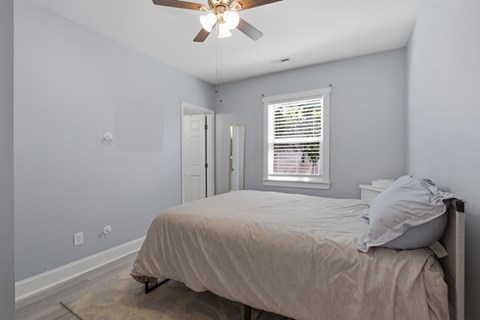 131 Eastmoreland Street 4 Beds Apartment for Rent