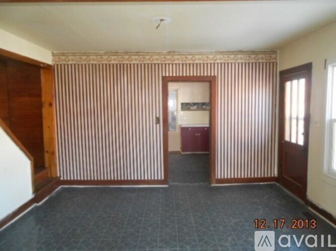 203 West Main Street 3 Beds Single Family Home for Rent - Photo gallery 4