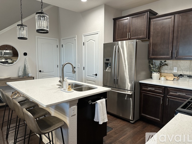 1743 Portland Gold Drive 2 Beds Townhouse for Rent - Photo gallery 3