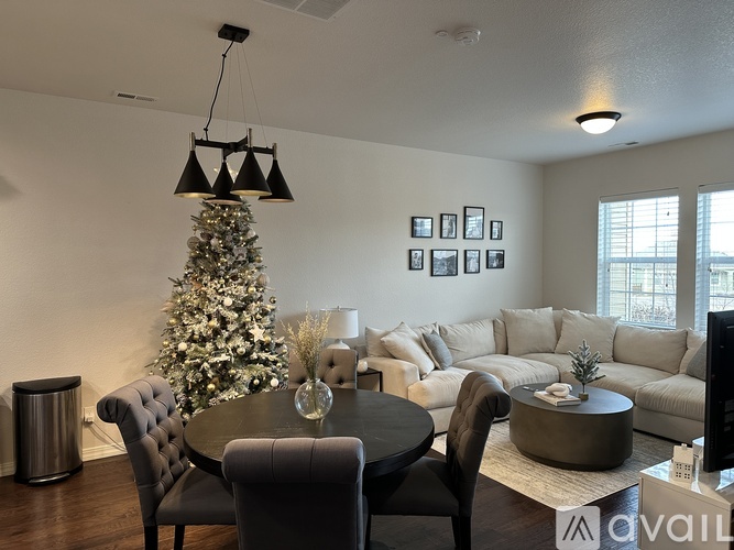 1743 Portland Gold Drive 2 Beds Townhouse for Rent - Photo gallery 5