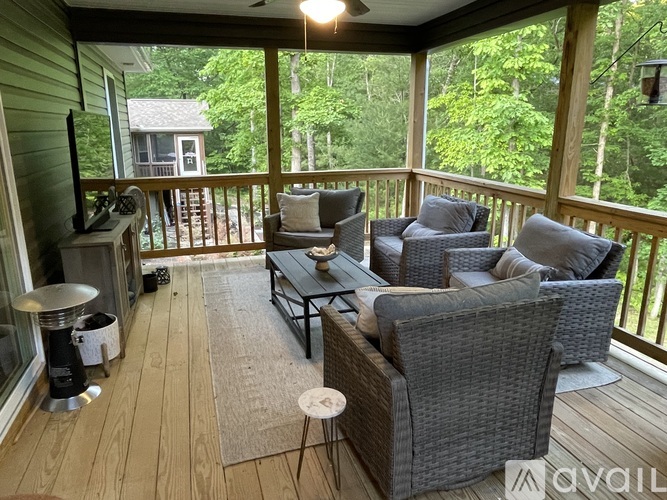 108 Lechmere Drive 3 Beds Single Family Home for Rent - Photo gallery 2