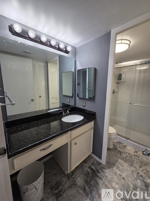 2016 Main Street 2 Beds Condo for Rent - Photo gallery 2