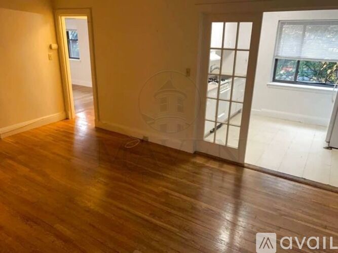 10 Forest St 1 Apartment for Rent - Photo gallery 1