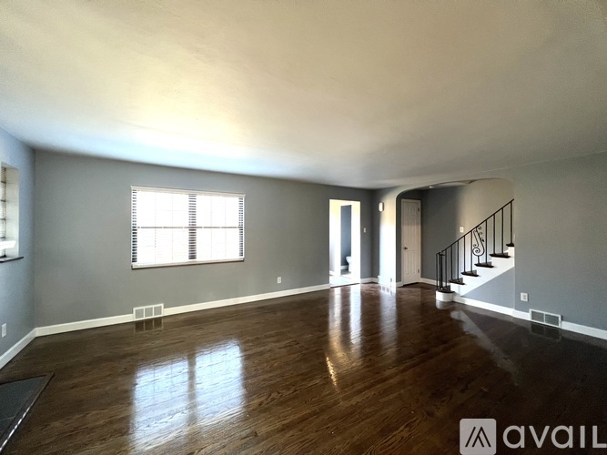 138-140 Mount Lebanon Boulevard 3 Beds Townhouse for Rent - Photo gallery 2