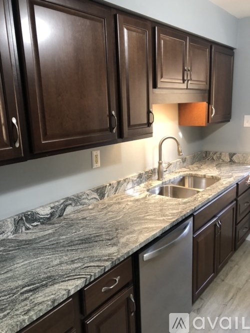 138-140 Mount Lebanon Boulevard 3 Beds Townhouse for Rent - Photo gallery 3