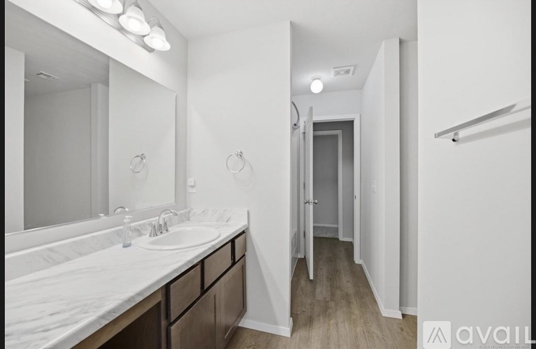 11543 S 277th E Ave 4 Beds Single Family Home for Rent - Photo gallery 4