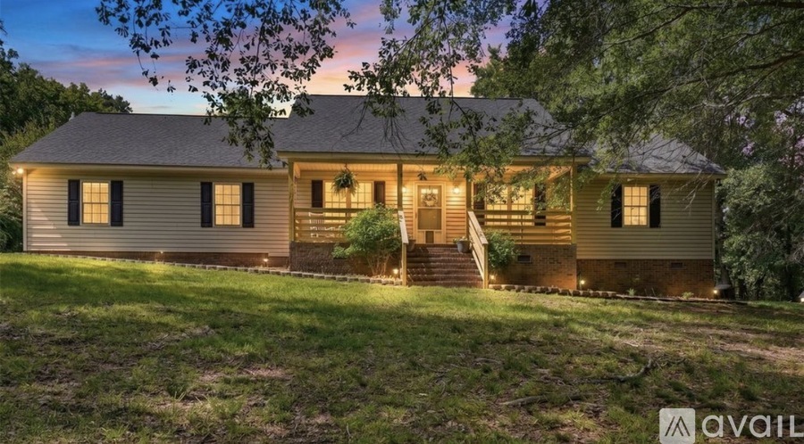 1739 Westbrook Rd 3 Beds Single Family Home for Rent - Photo gallery 1