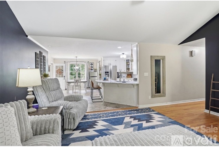 1739 Westbrook Rd 3 Beds Single Family Home for Rent - Photo gallery 4