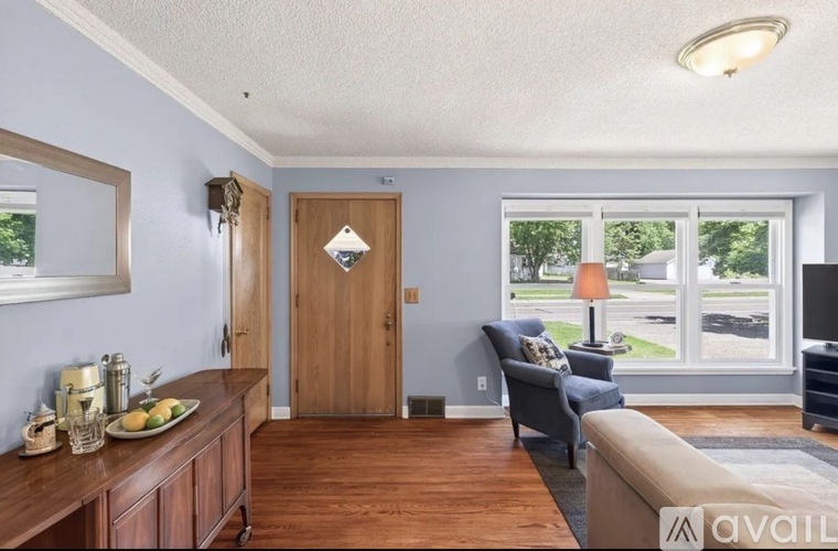 2000 County Road F East 3 Beds Single Family Home for Rent - Photo gallery 4