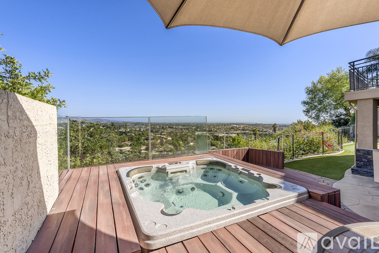 6387 Dwane Ave 5 Beds Single Family Home for Rent - Photo gallery 2