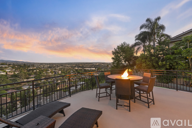 6387 Dwane Ave 5 Beds Single Family Home for Rent - Photo gallery 3
