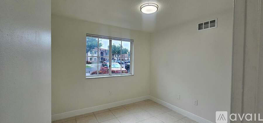 3770 N Jog Rd 3 Beds Apartment for Rent - Photo gallery 4