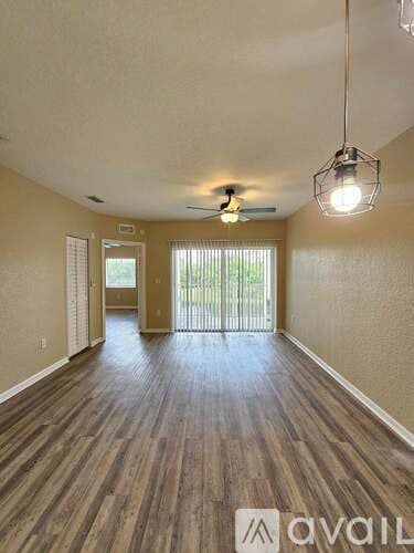 1063 Golden Lakes Blvd 3 Beds Apartment for Rent