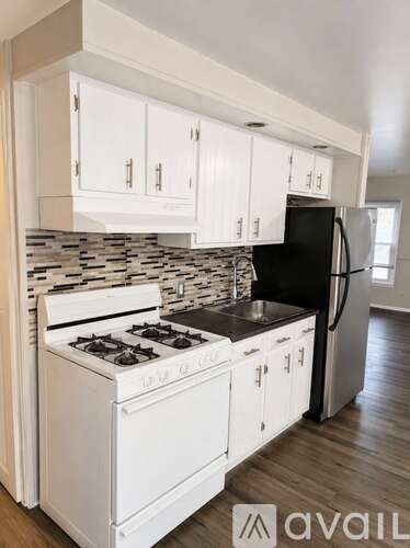 410 Monmouth St Studio Apartment for Rent - Photo gallery 5