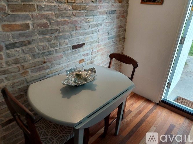 2711 East Northern Parkway Studio Single Family Home for Rent - Photo gallery 2
