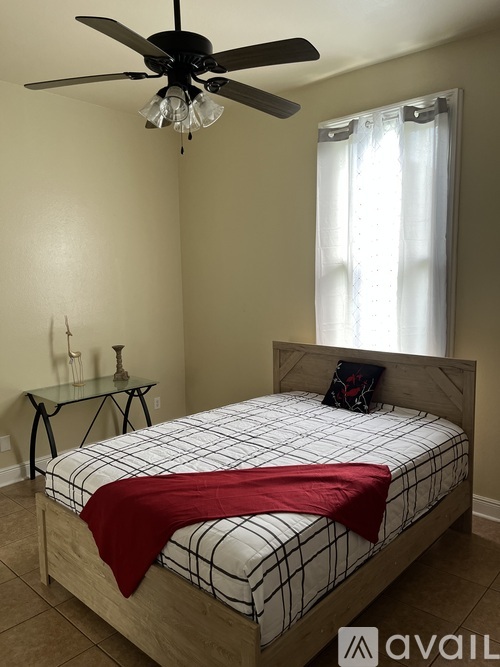 1214 North Johnson Street 4 Beds Single Family Home for Rent - Photo gallery 5