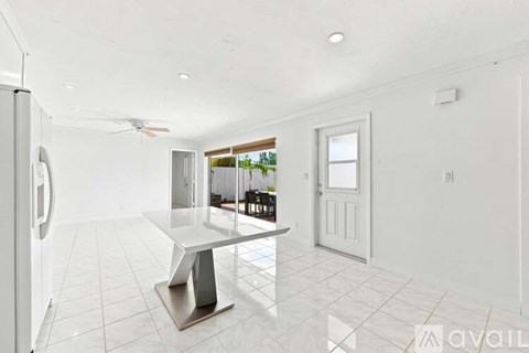 126 West Ct 2 Beds Apartment for Rent