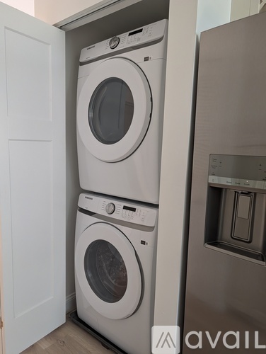 533 Clara Avenue 2 Beds Condo for Rent - Photo gallery 1