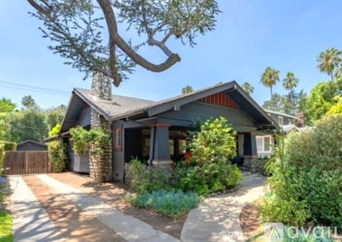 1630 Rose Villa St 3 Beds Apartment for Rent