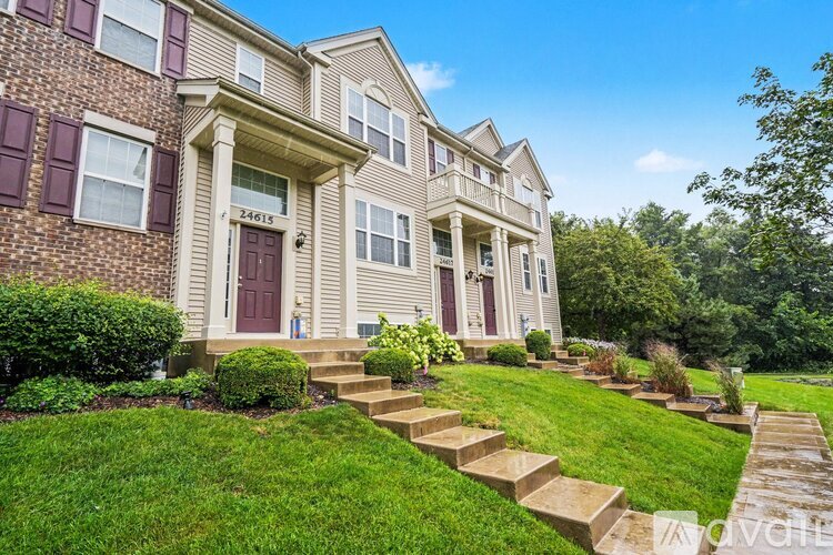 24617 Patriot Square Dr S 3 Beds Townhouse for Rent - Photo gallery 1