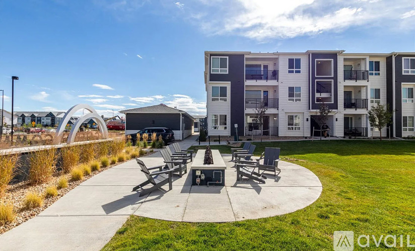 6153 North Ceylon Street 2 Beds Apartment for Rent - Photo gallery 1
