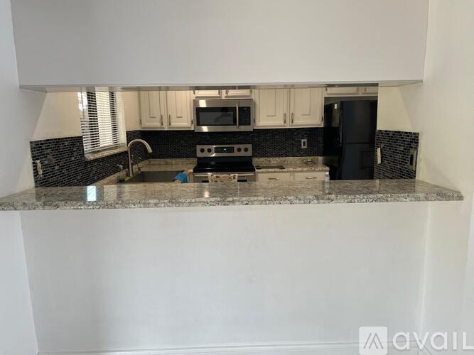 4001 S Beneva Rd 3 Beds Apartment for Rent - Photo gallery 5