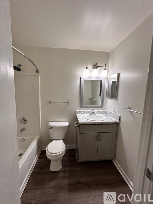 1155 Fords Pointe Circle 1 Apartment for Rent - Photo gallery 2