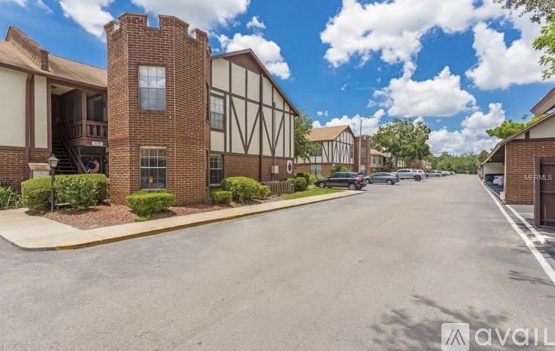 5329 Hansel Avenue 2 Beds Condo for Rent - Photo gallery 1