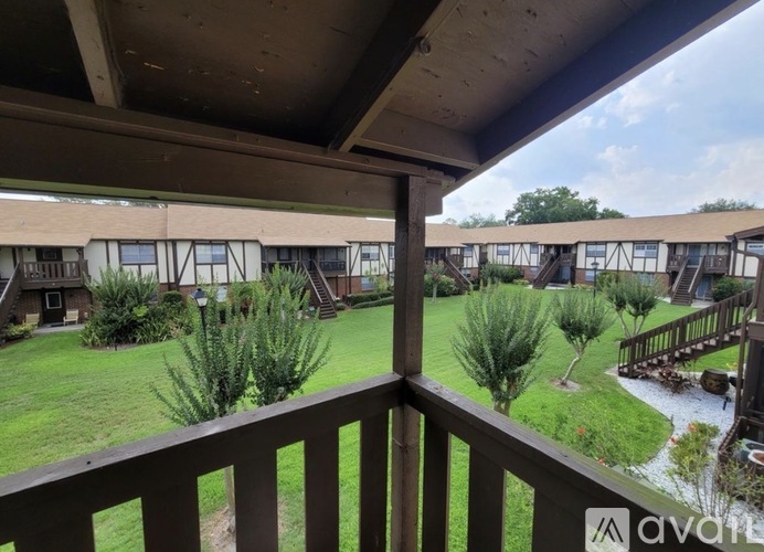 5329 Hansel Avenue 2 Beds Condo for Rent - Photo gallery 3