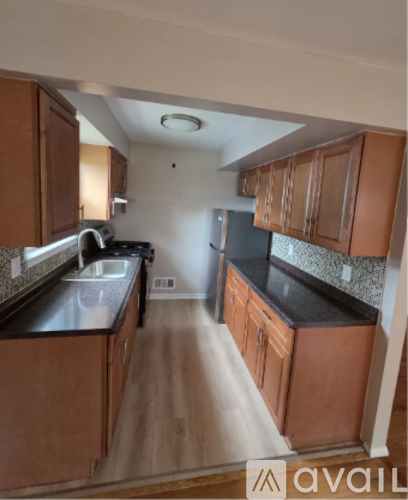 218 Kipp Ave 3 Beds Apartment for Rent - Photo gallery 1