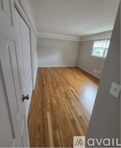 218 Kipp Ave 3 Beds Apartment for Rent - Photo gallery 5