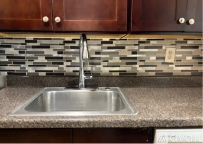 40 Zabriskie St 1 Apartment for Rent - Photo gallery 3