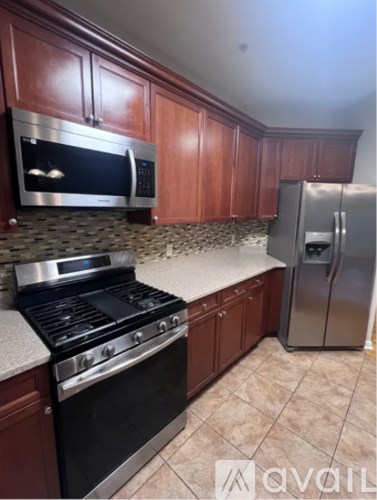 10 Sampson St 2 Beds Apartment for Rent