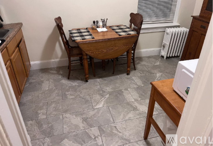 460 Franklin Ave 1 Apartment for Rent - Photo gallery 4
