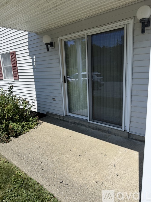 826 State St 1 Apartment for Rent - Photo gallery 4