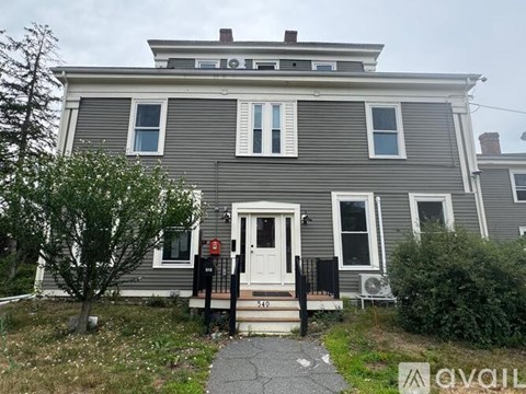 540 Centre St Studio Apartment for Rent