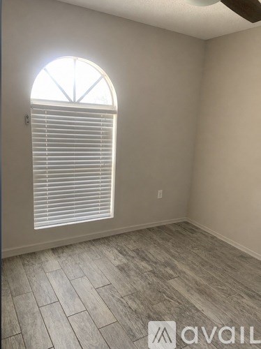 766 Hunt Dr 2 Beds Apartment for Rent