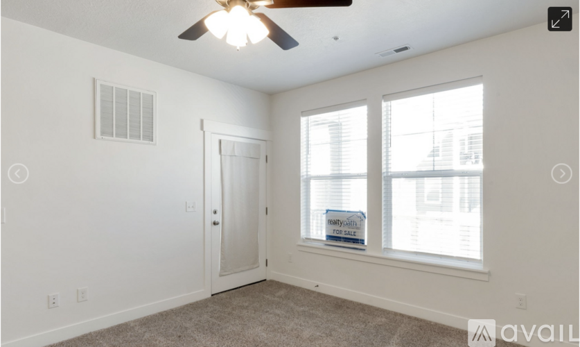 3665 1380 North 3 Beds Condo for Rent - Photo gallery 3