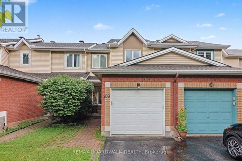 509 LAWLER CRESCENT 3 Beds Apartment for Rent