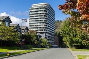 #1112-2000 Hannington Road 2 Beds Apartment for Rent
